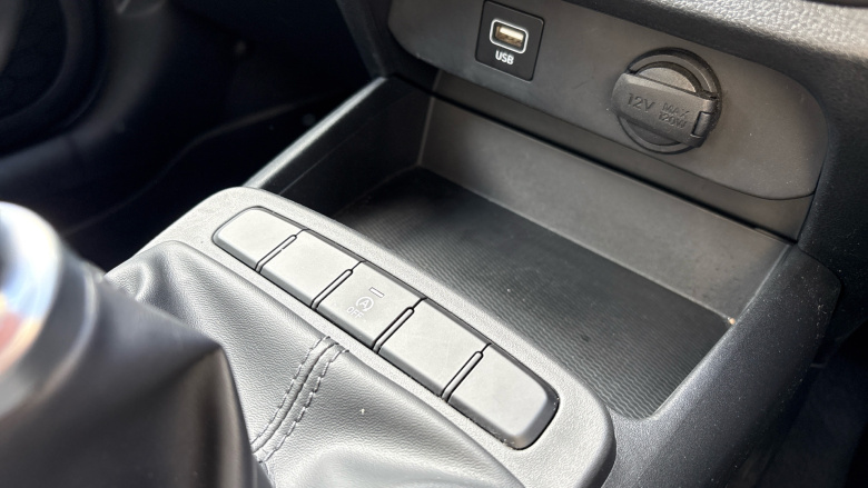 Hyundai i10 1.0 MPi SE Connect 5dr Petrol Hatchback